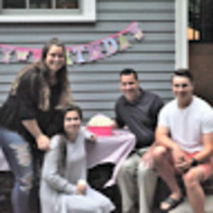 Meet your Posher, Caroline